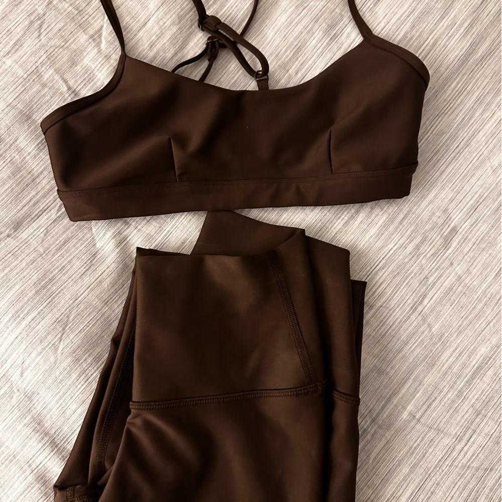 Brown Alo Yoga set XS